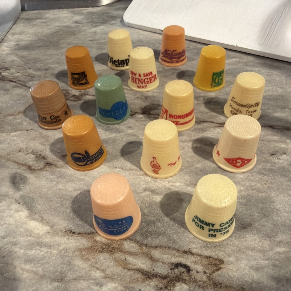Lot Of 14 Vintage Plastic‎ Advertising Thimbles